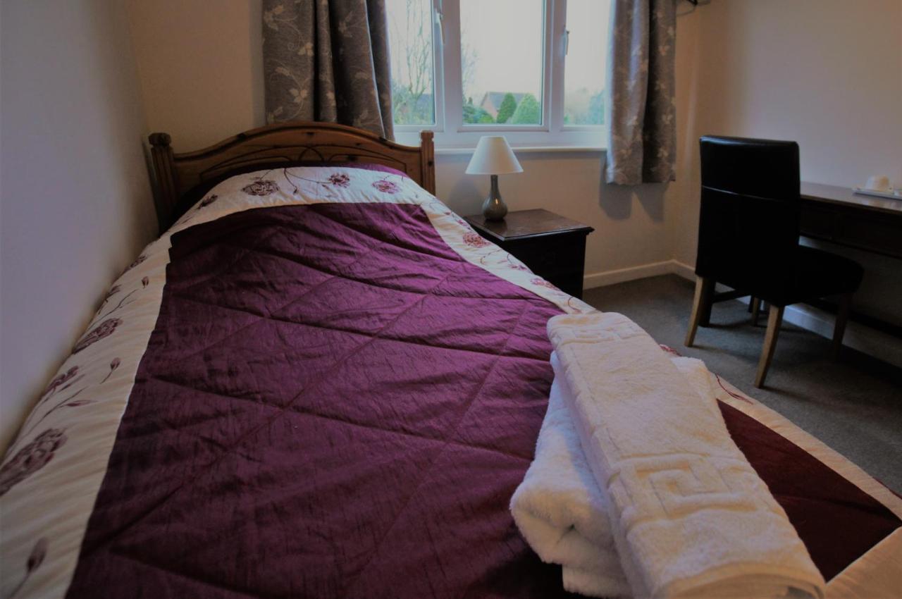 Bed and Breakfast Dove House Bishop's Cleeve Exterior foto